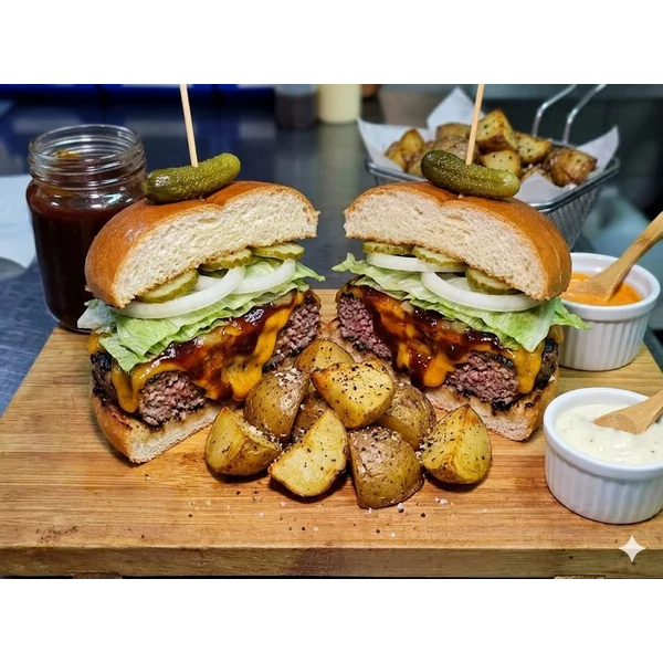 Burgers Fan's — Sándwich Kibo