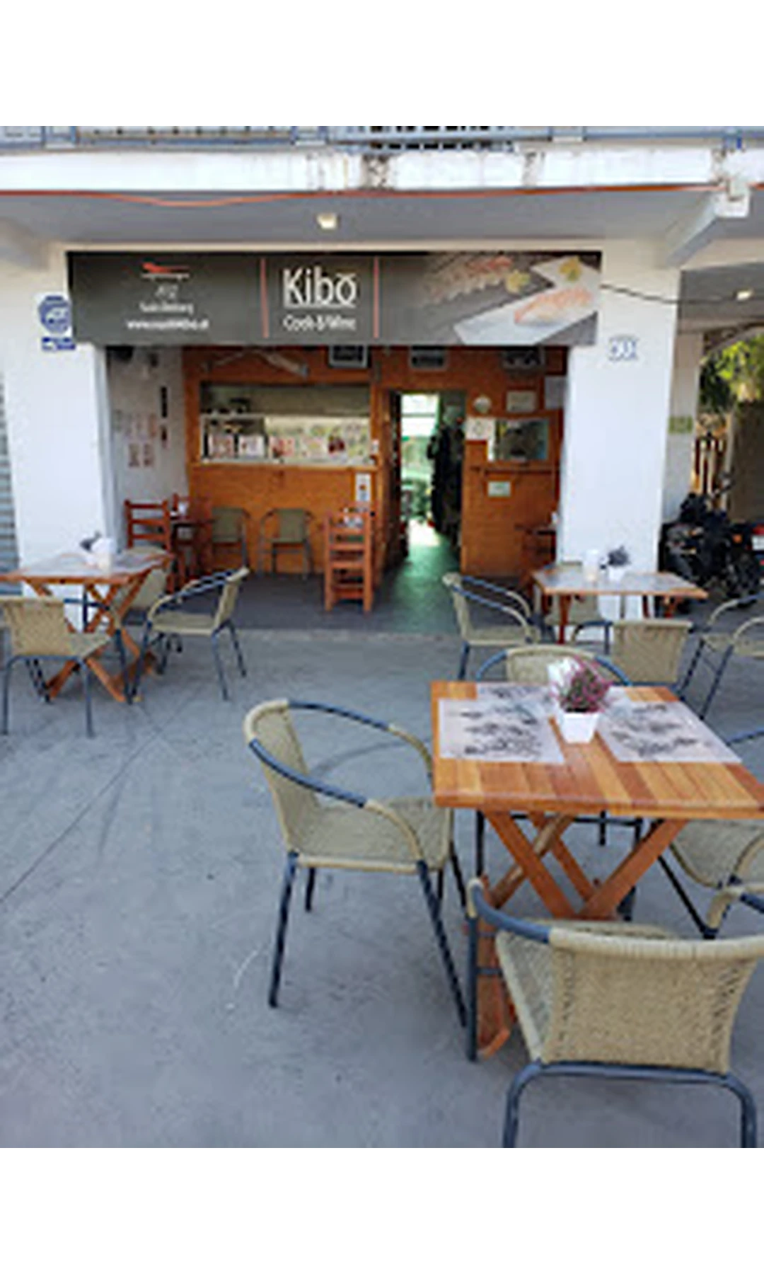 KIBO Local — Terraza Noche